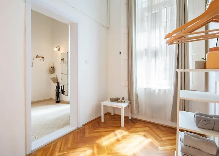 Very - Cozy Apartment *